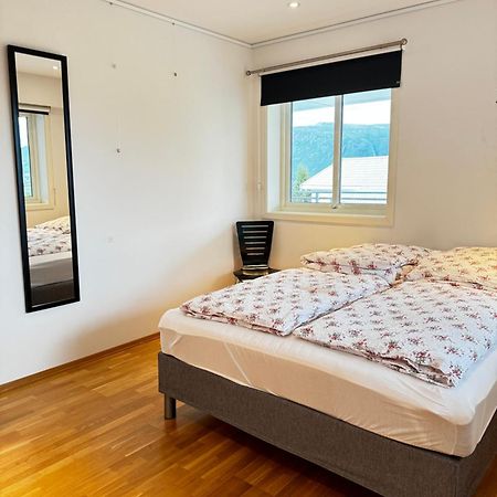 Sentral Leilighet Med Fantastisk Utsikt Tromso Ngoại thất bức ảnh