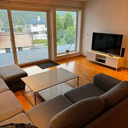 Sentral Leilighet Med Fantastisk Utsikt Tromso Ngoại thất bức ảnh